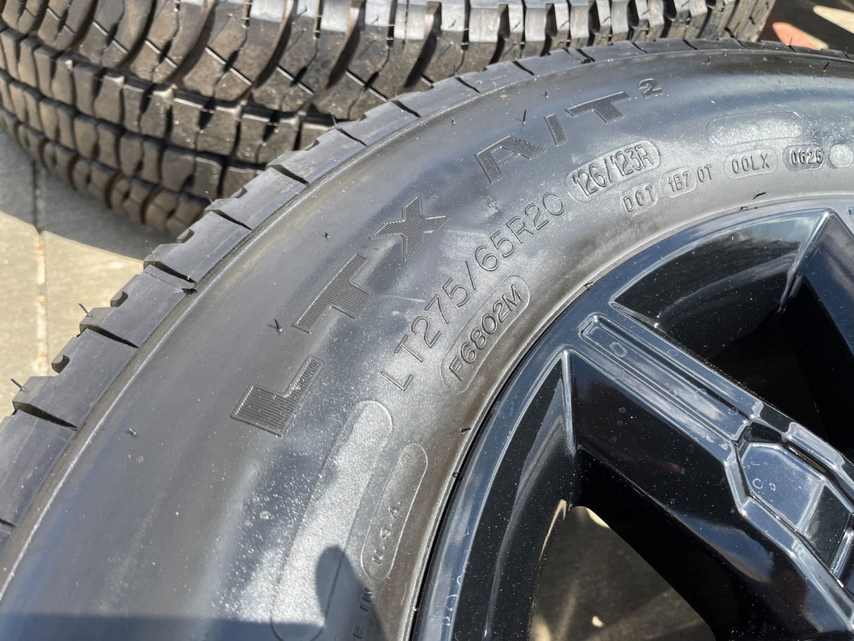 20" GMC Sierra AT4X 2500 3500 OEM 14137 5963 wheels rims Silverado NEW MICHELIN Texas Truck Tire