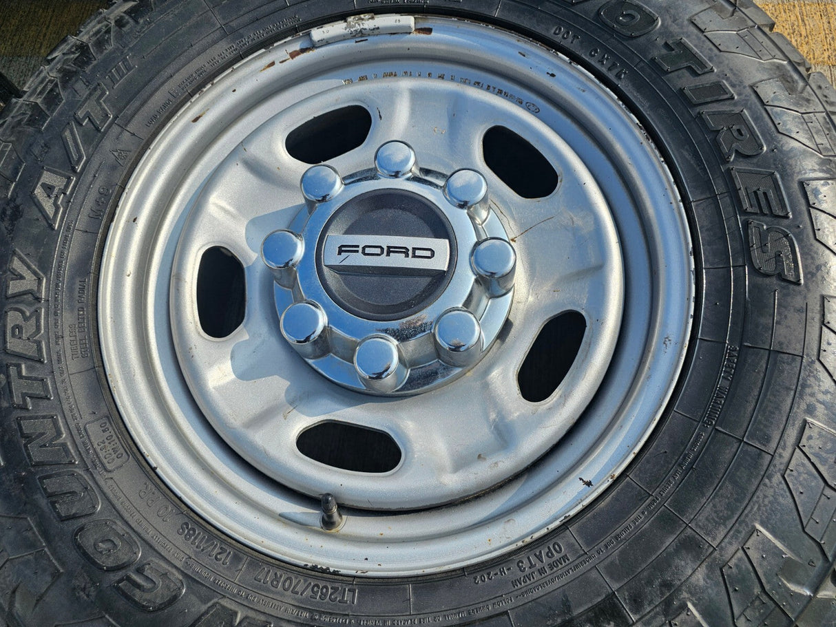 17" Ford F-250 F-350 OEM 3828 wheels rims tires 2022 2023 2024 2025 TOYO A/T3 Texas Truck Tire