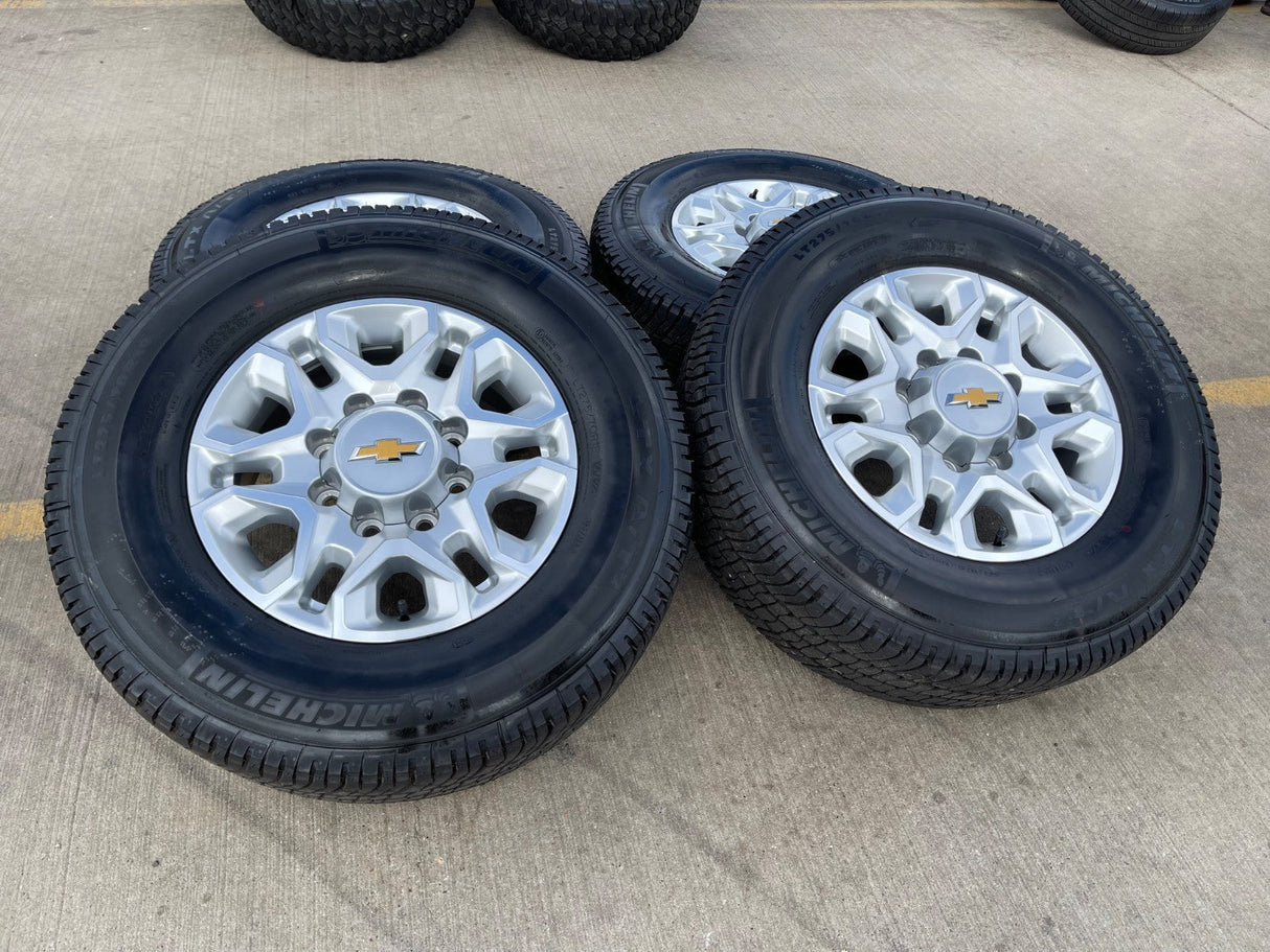 18" Chevy Silverado 2500 3500 OEM 5959 wheels rims MICHELIN LTX A/T2 NEW Texas Truck Tire