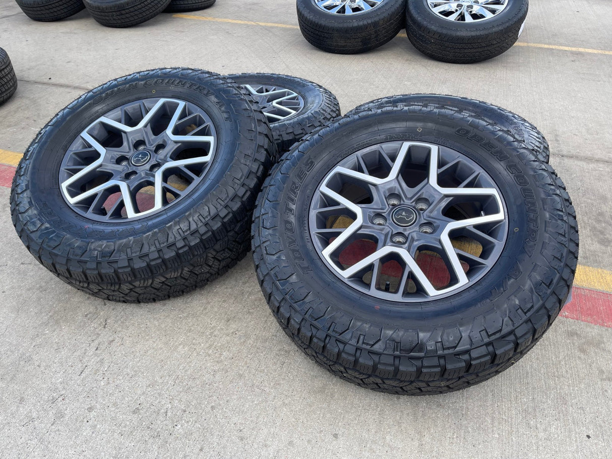 18" Jeep Grand Cherokee OEM 9331 wheels rims Wrangler Gladiator 2024 2025 NEW Texas Truck Tire