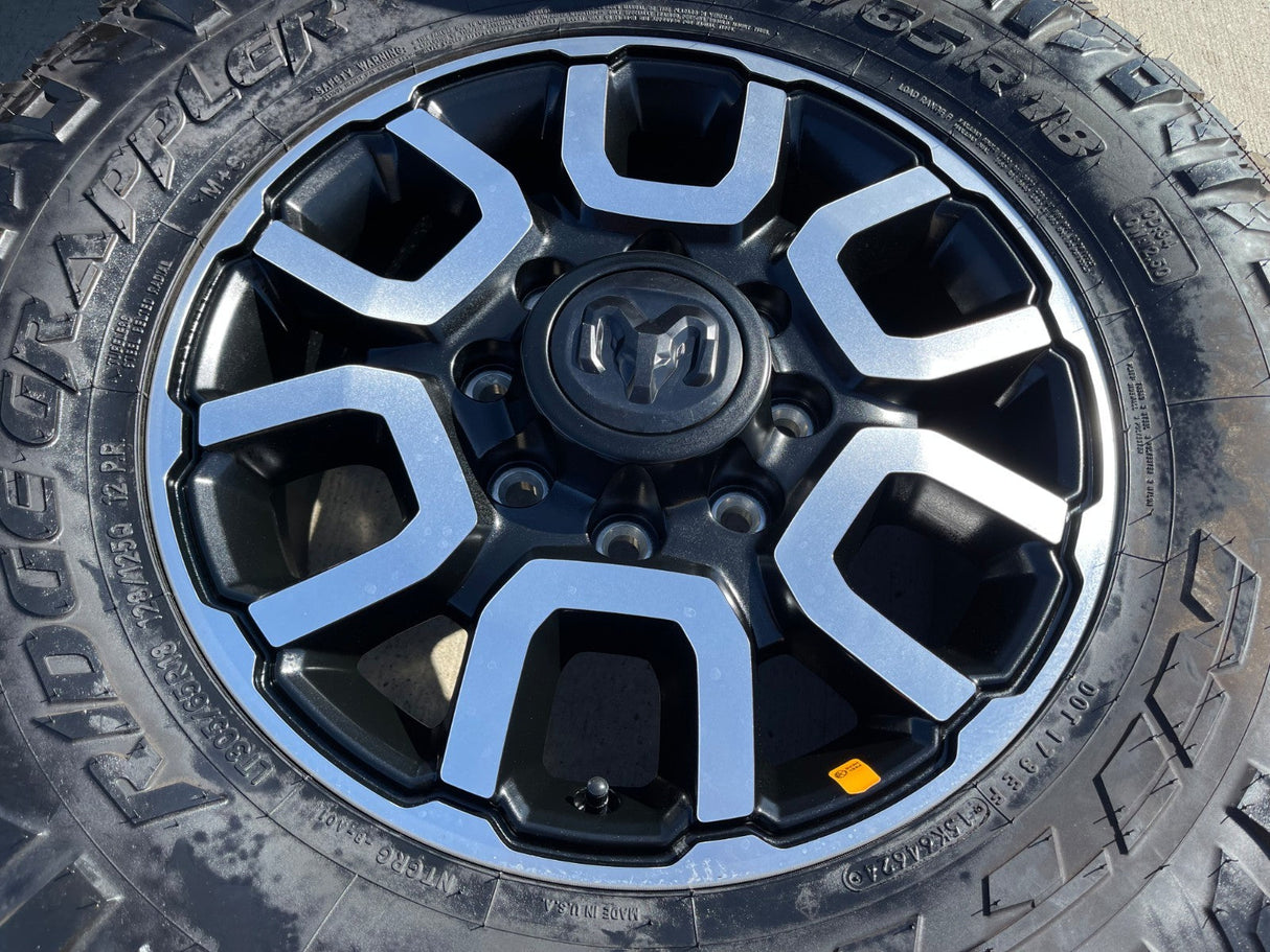 18" Ram 2500 3500 LARAMIE OEM 2694 wheels rims 2023 2024 2025 2026 NITRO 33" NEW Texas Truck Tire