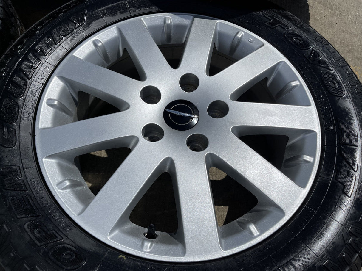 17" Jeep Grand Cherokee OEM wheels rims 2401 tires 2012 2015 2018 DISCOUNTED Texas Truck Tire