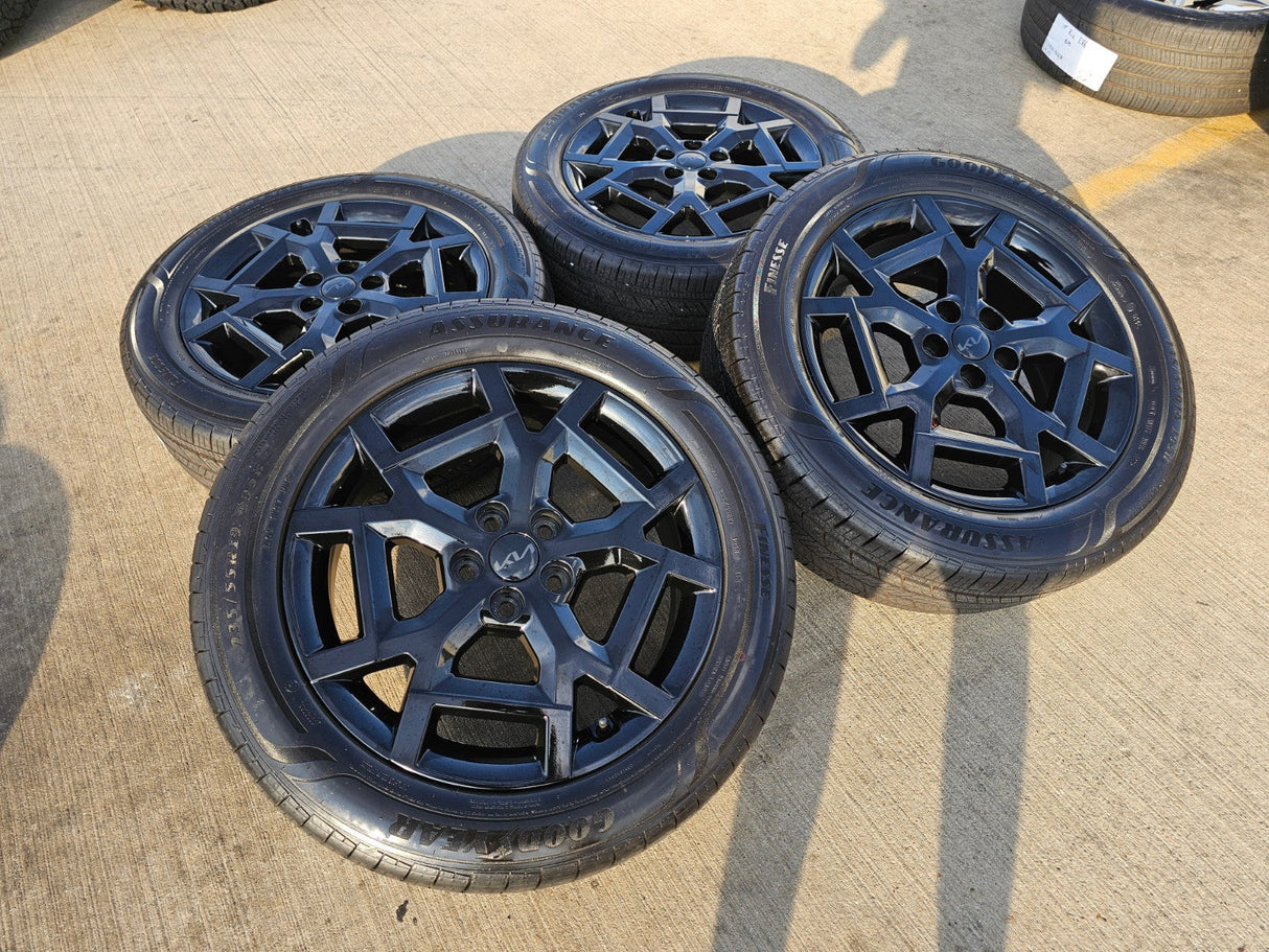 19" Kia Carnival Sorento OEM 94045 wheels rims Stinger K4 K5 2025 2026 NEW Texas Truck Tire