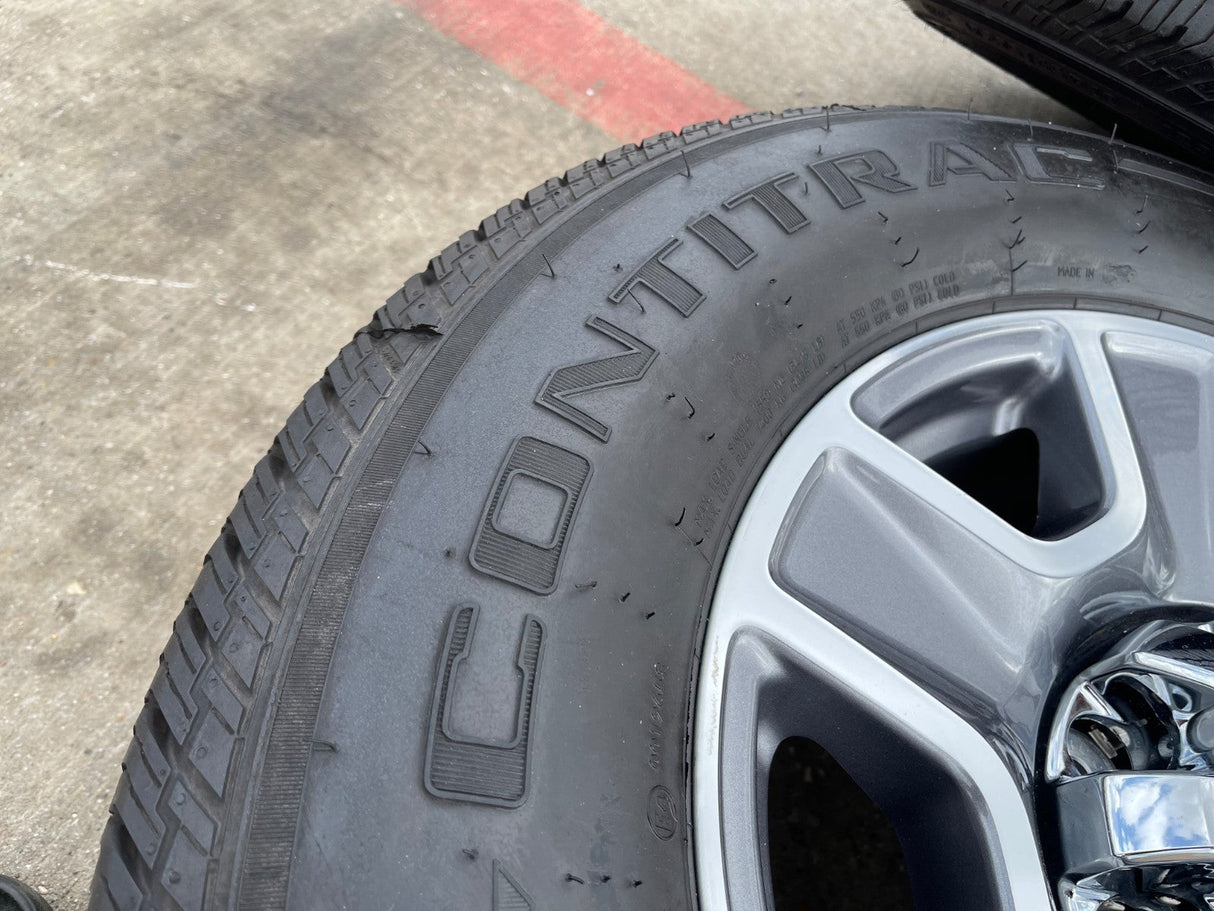 18" Ford F-250 F-350 Lariat FX-4 OEM wheels 10480 10298 tires NICE Texas Truck Tire