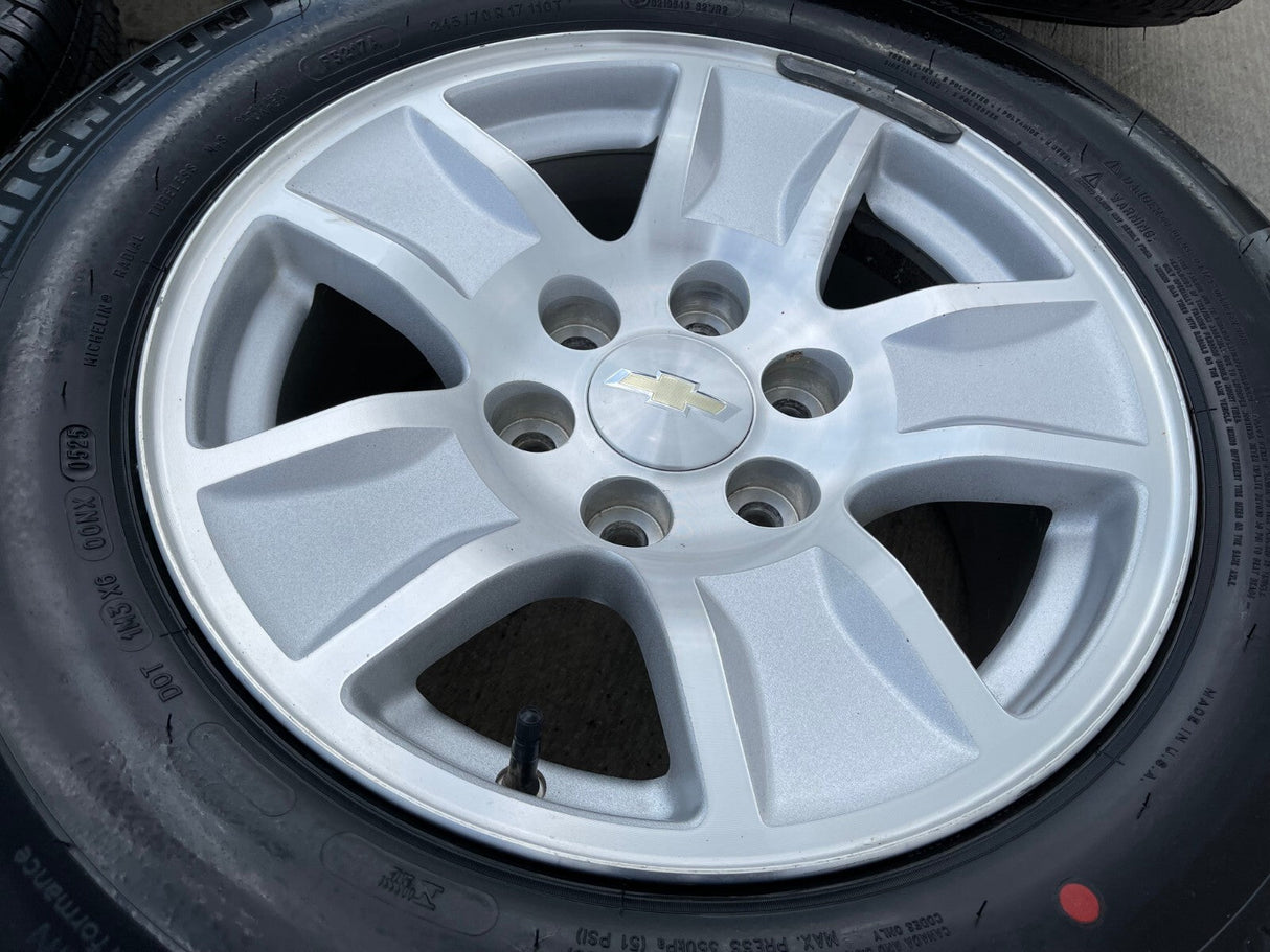 17" Chevy Silverado 1500 Tahoe Sierra OEM 5657 wheels rims MICHELIN NEW Texas Truck Tire