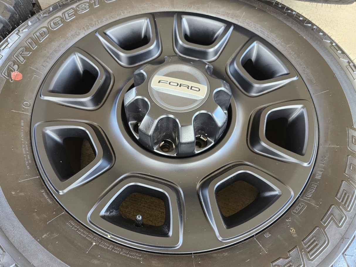 20" Ford F-250 F-350 OEM Lariat Platinum wheels rims 10486 tires 2024 2025 2026 Texas Truck Tire