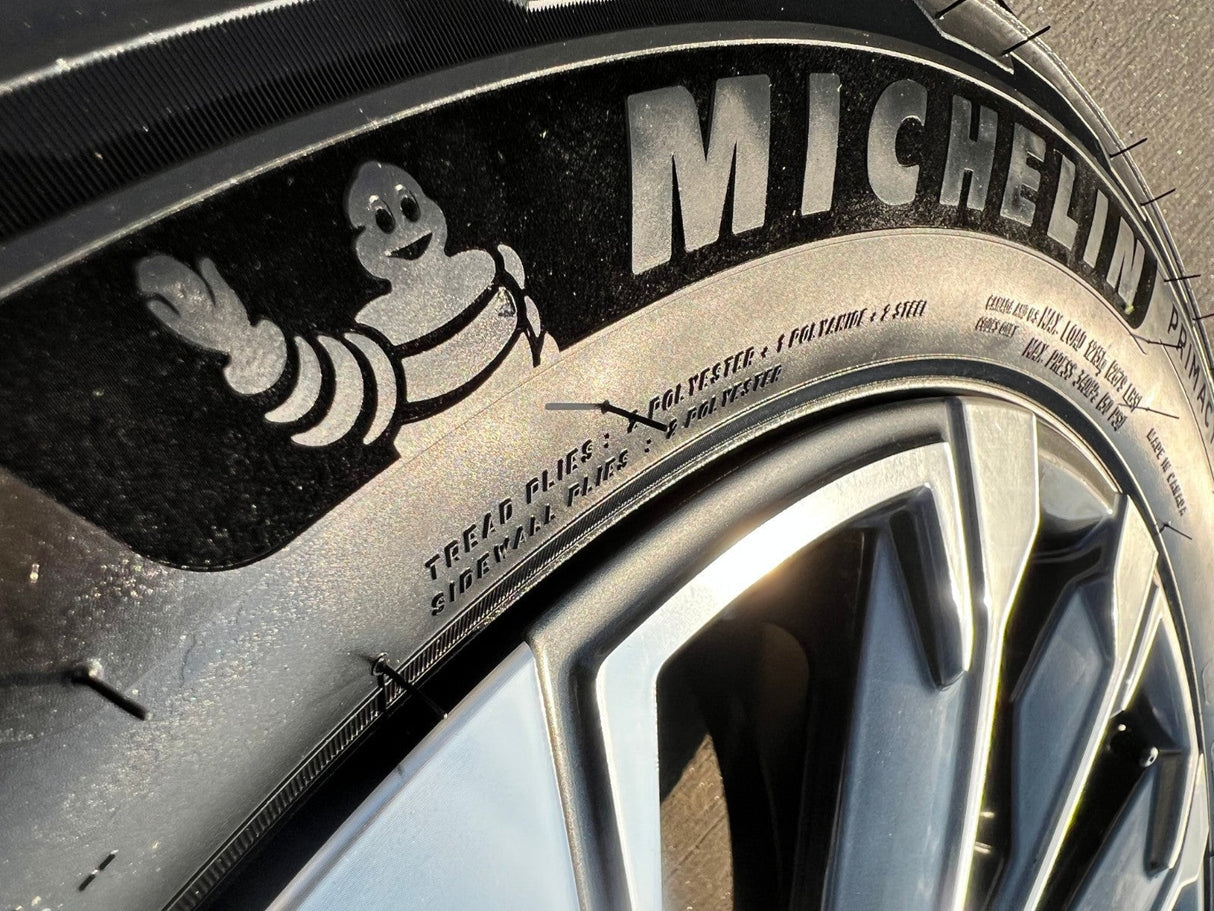 22" Chevy Tahoe Silverado Suburban OEM wheels rims NEW MICHELIN 2025 2026 Texas Truck Tire