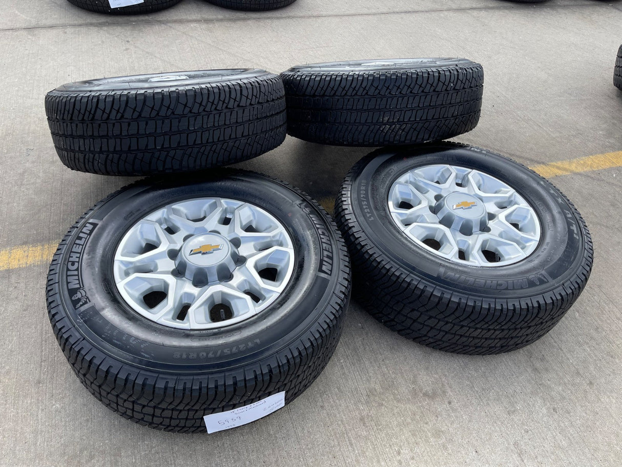 18" Chevy Silverado 2500 3500 OEM 5959 wheels rims MICHELIN LTX A/T2 NEW Texas Truck Tire