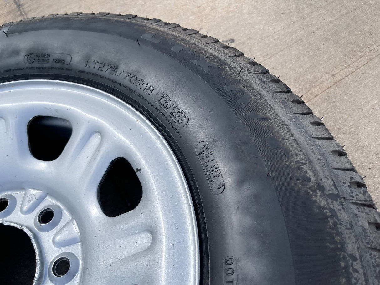 18" Chevy Silverado GMC Sierra 2500 3500 OEM 8096 wheel rim spare MICHELIN NEW Texas Truck Tire
