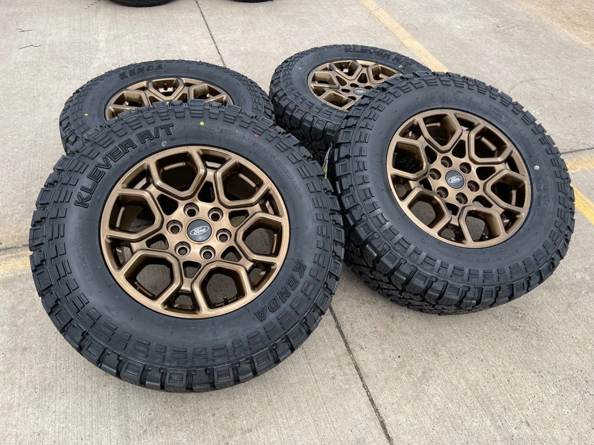 18" Ford F-150 OEM rims wheels 95049 10340 BRONZE Expedition KENDA R/T 33" NEW Texas Truck Tire