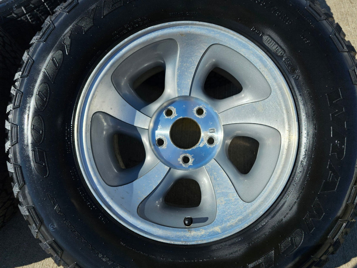 15" Chevy S10 Blazer Chevy wheels rims 5063 GMC NEW tires 5x120 5x4.75 2000 2004 Texas Truck Tire