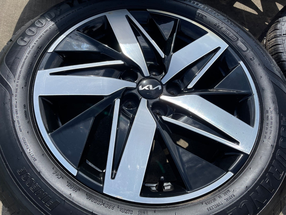 18" Kia Sorento OEM wheels rims 70736 Sportage Seltos K4 K5 Optima Carnival NEW Texas Truck Tire
