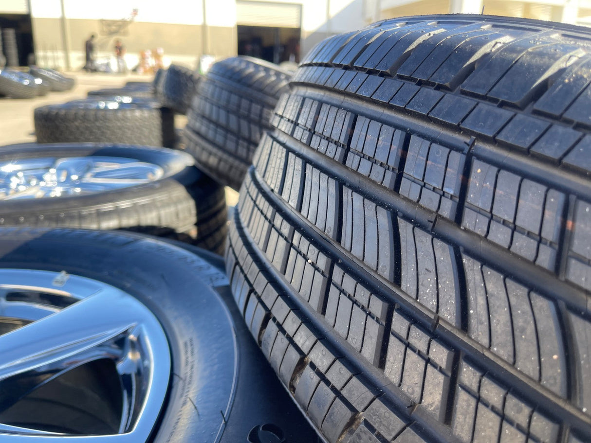 18" Ford F-150 Lariat OEM rims wheel 10168 tires Expedition MICHELIN NEW Texas Truck Tire