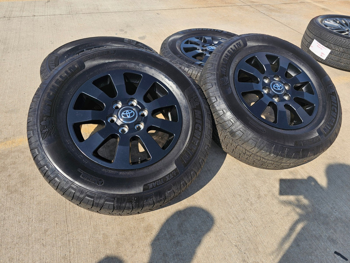18" Toyota Land Cruiser OEM TRD black wheels rims 95952 Tundra Sequoia Texas Truck Tire