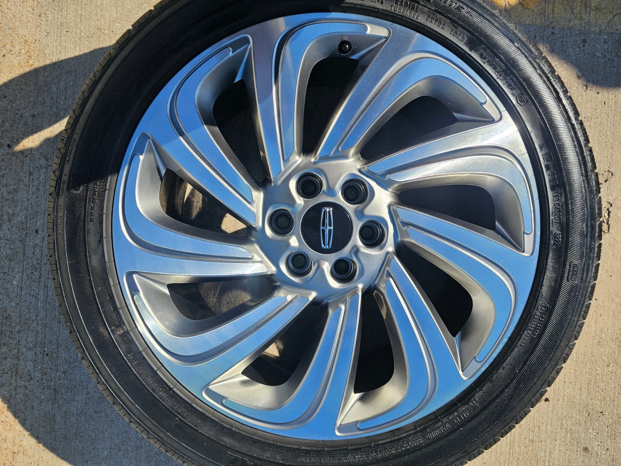 (1) 22" Lincoln Navigator BLACK LABEL OEM 10497 rim wheel 2022 2023 2024 GENERAL Texas Truck Tire