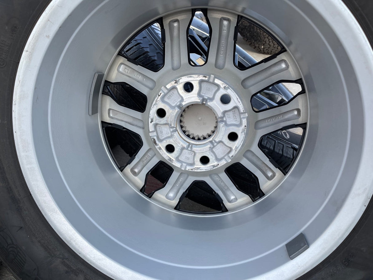 18" Chevy Silverado Suburban Tahoe OEM 14091 wheels rims GMC MICHELIN Texas Truck Tire