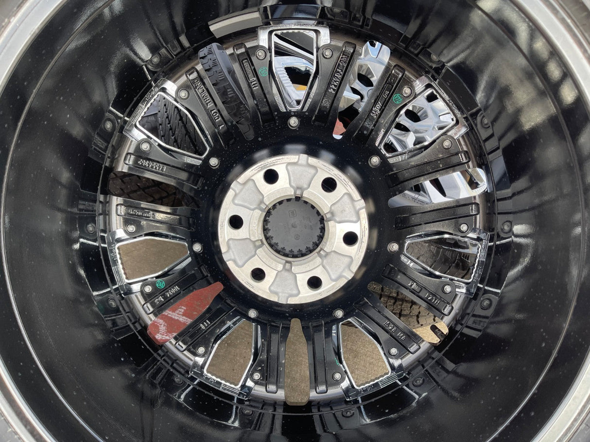 22" GMC Yukon Chevy Tahoe Escalade OEM 95486 wheels rims 2024 2025 2026 NEW Texas Truck Tire