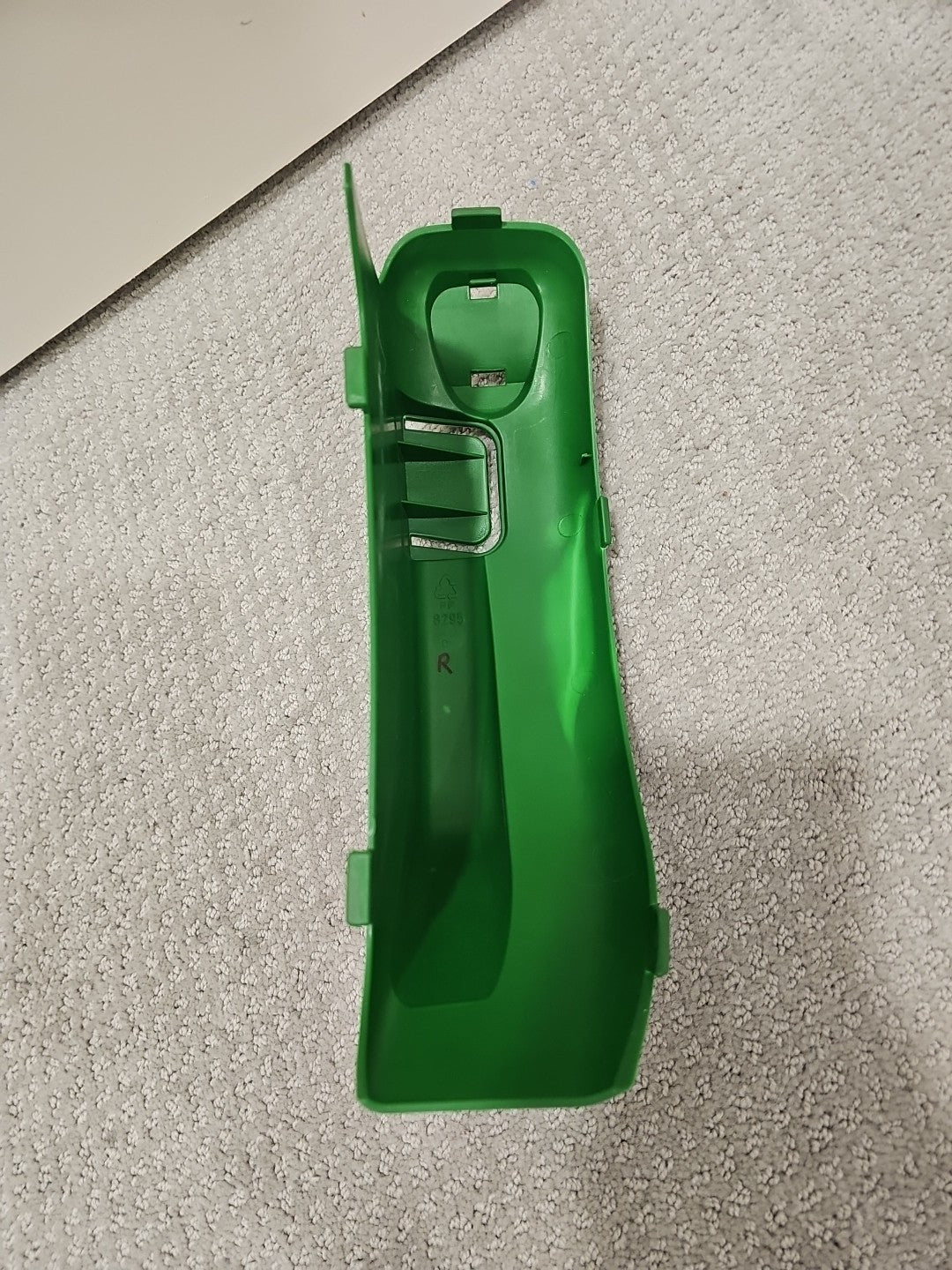 Right Fender Peg for Children's Tractor with Light and Roll Bar Support