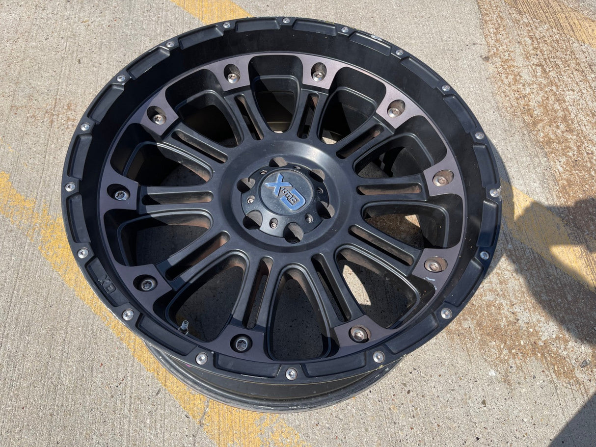 (1) 22x10 22" XD 829 Ford F-150 Expedition rim wheel -18 6x135 Texas Truck Tire