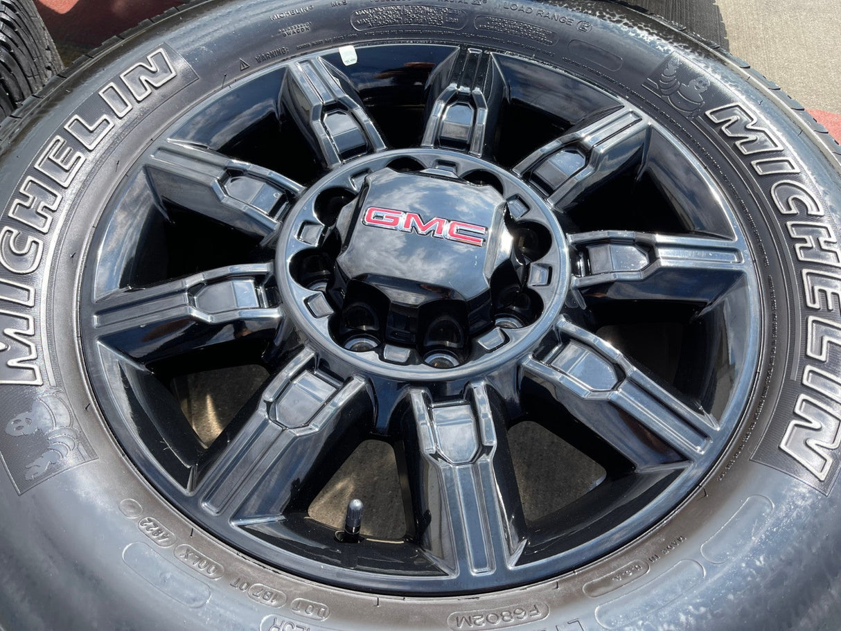 20" GMC Sierra AT4X 2500 3500 OEM 14137 5963 wheels rims Silverado MICHELIN Texas Truck Tire