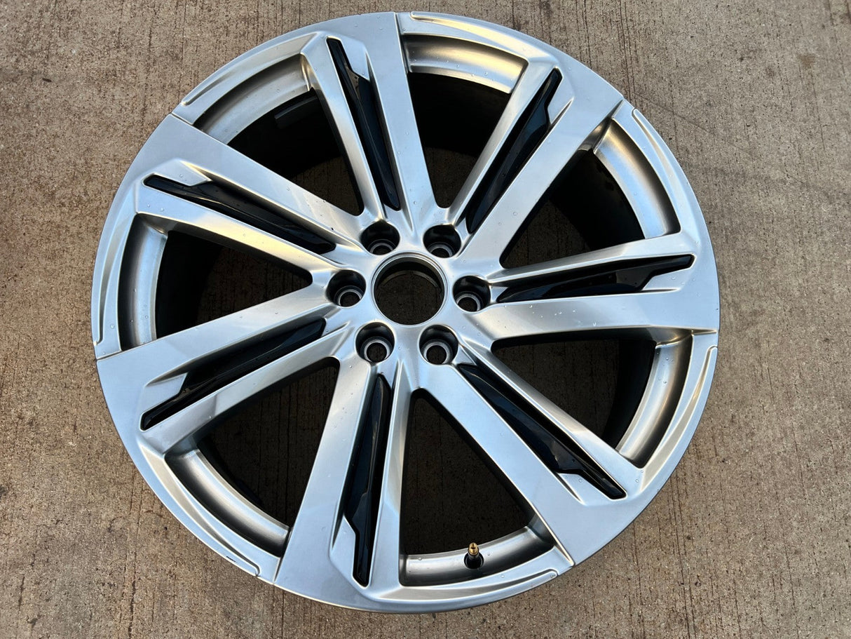 (1) 24" Cadillac Escalade V Platinum OEM wheel rim spare 2024 2025 2026 Texas Truck Tire