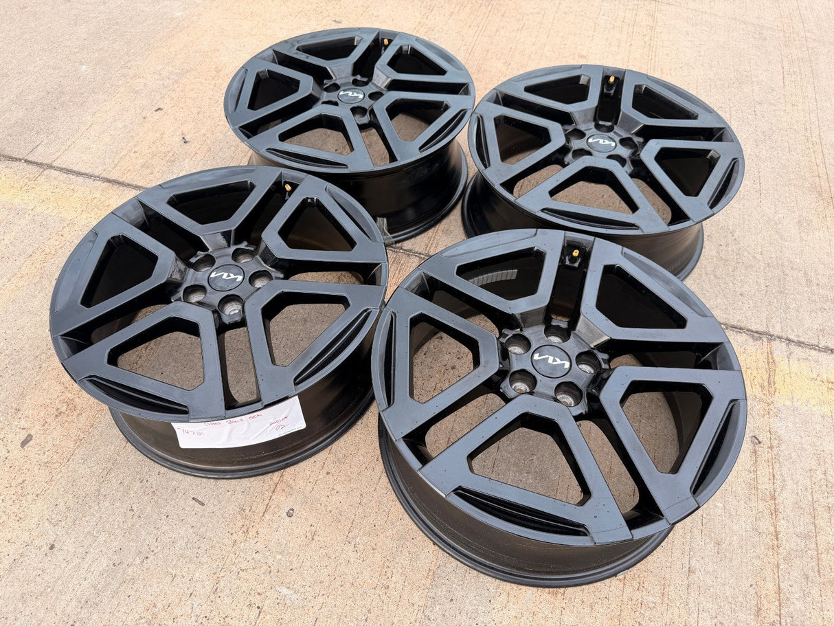 20" Kia Telluride Prestige X-PRO OEM wheels rims 74721 Sedona 2024 2025 2026 NEW Texas Truck Tire