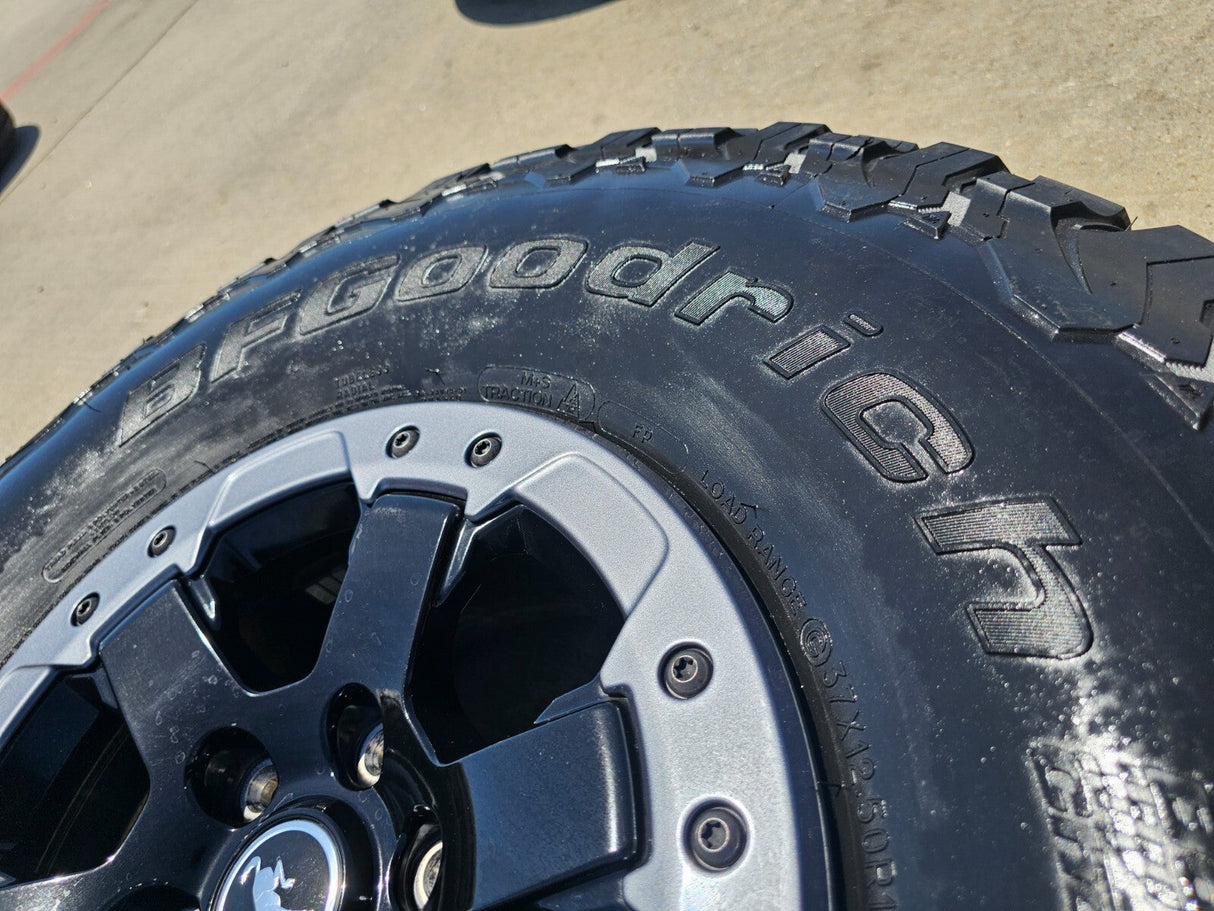 17" Ford Bronco HERITAGE OEM 10386 wheels rims BEADLOCK 2024 2025 2026 NEW 37" Texas Truck Tire