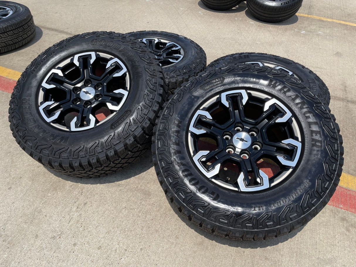 18" Chevy Silverado ZR2 Tahoe TRAIL BOSS Sierra OEM 95415 wheels rims tires NEW Texas Truck Tire