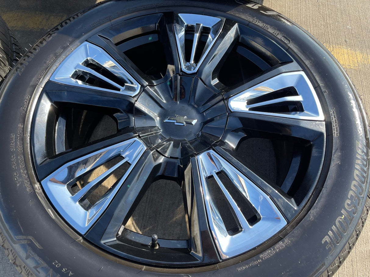 22" Chevy Tahoe RST Premier OEM black wheels rims 14046 96951 Silverado Suburban Texas Truck Tire