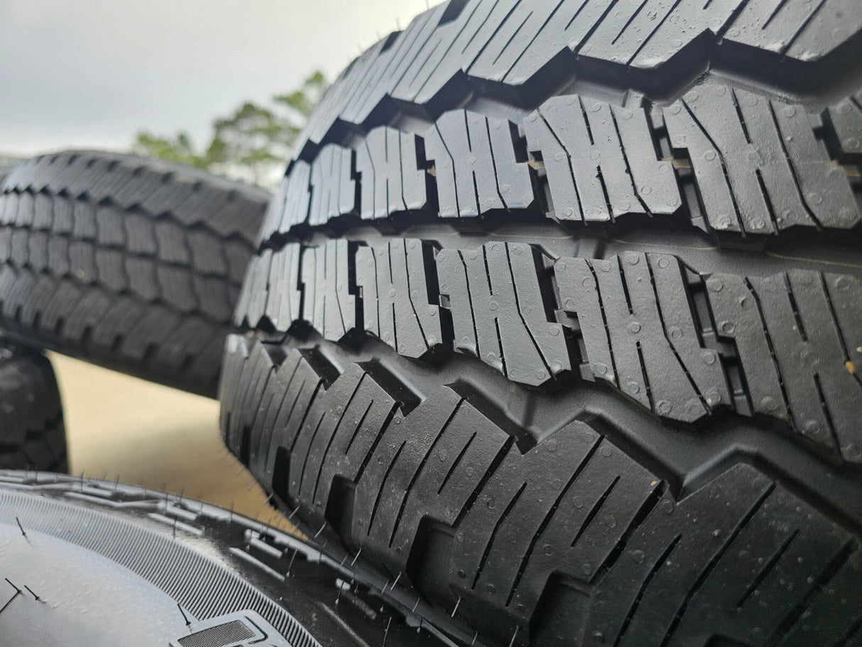 20" Ford F-250 F-350 OEM black LARIAT wheels rims 10299 tires BRIDGESTONE NEW Texas Truck Tire