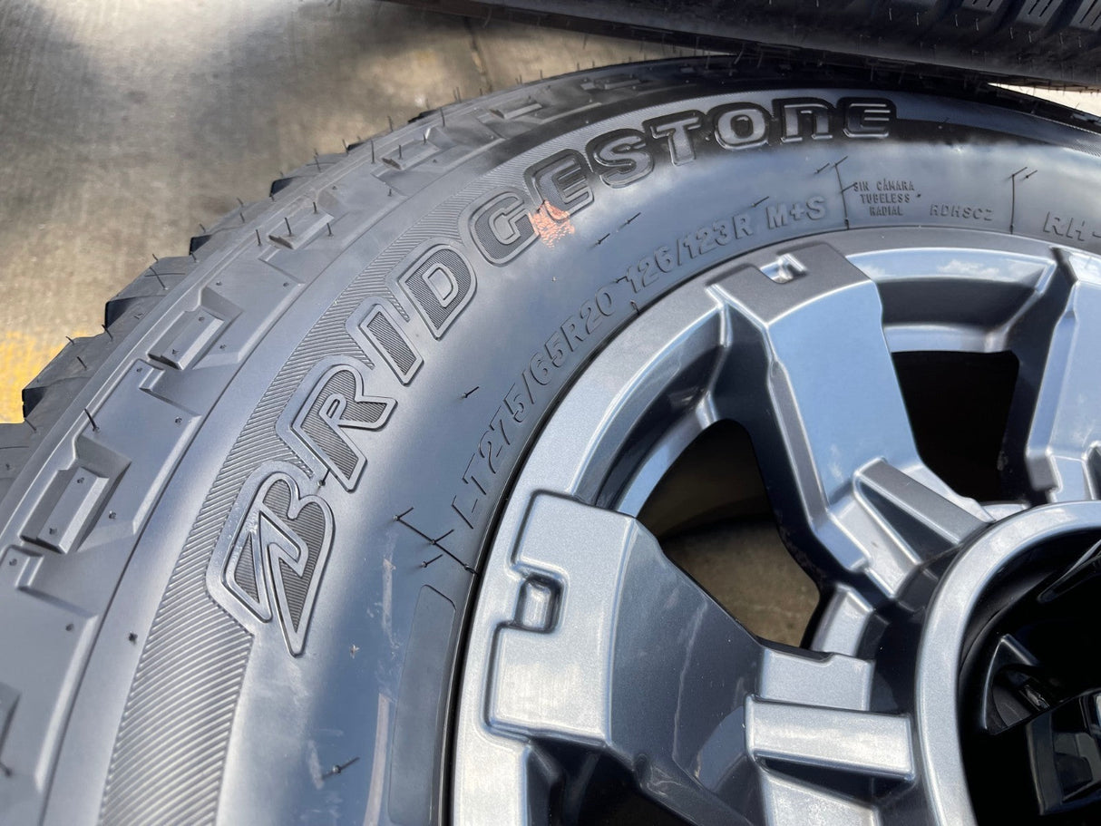 20" Ford F-250 F-350 OEM gray Lariat 10485 10296 wheels rims tires Texas Truck Tire