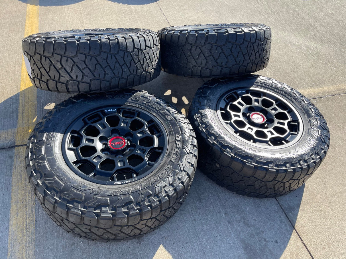 18" Toyota Tundra TRD BBS FORGED OEM 69195 95458 wheels rims Sequoia TOYO R/T Texas Truck Tire