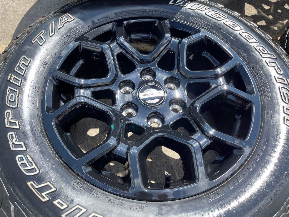 18" Ford F-150 OEM rims wheels 95049 10340 Expedition BFG Texas Truck Tire