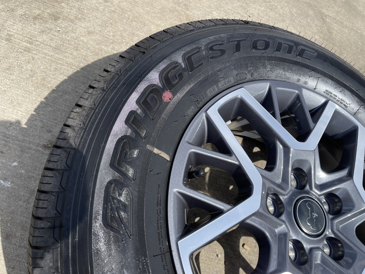 18" Jeep Wrangler Grand Cherokee Gladiator OEM 9331 wheels rims 2025 2026 NEW Texas Truck Tire