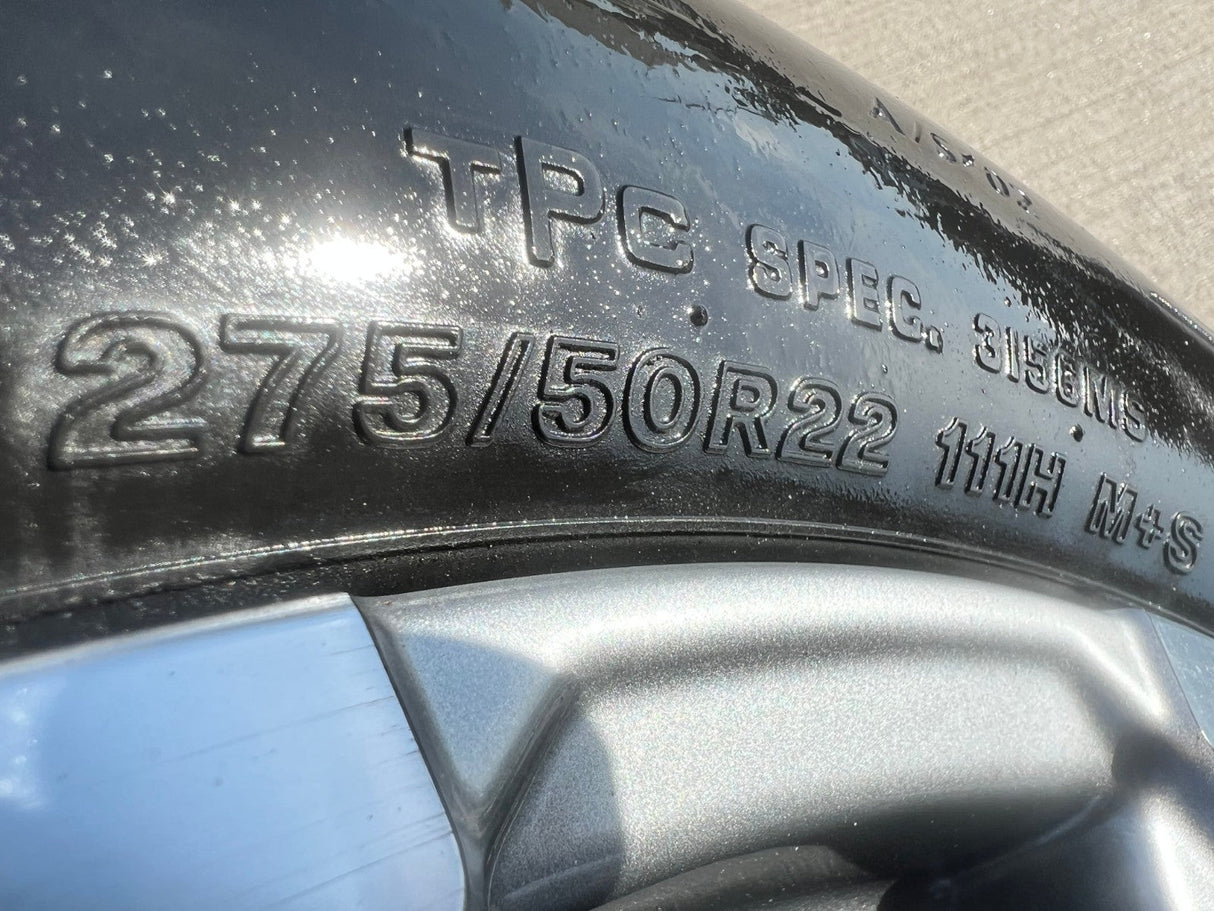 22" GMC Yukon Sierra DENALI OEM wheels rims 14025 97000 tires BRIDGESTONE Texas Truck Tire