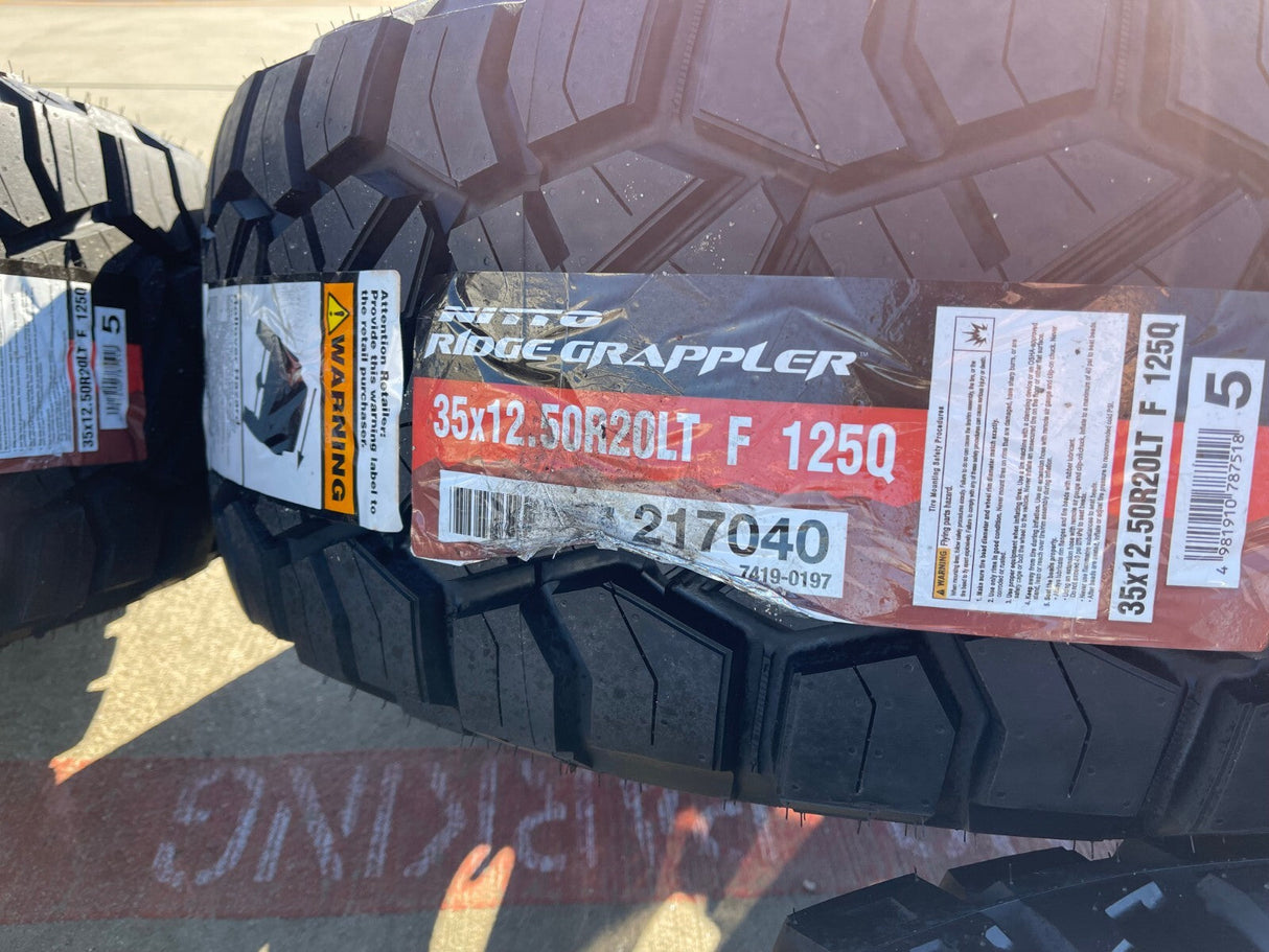 20" GMC Sierra Chevy Silverado 2500 3500 OEM 5960 5947 wheels rims NEW 35" Texas Truck Tire