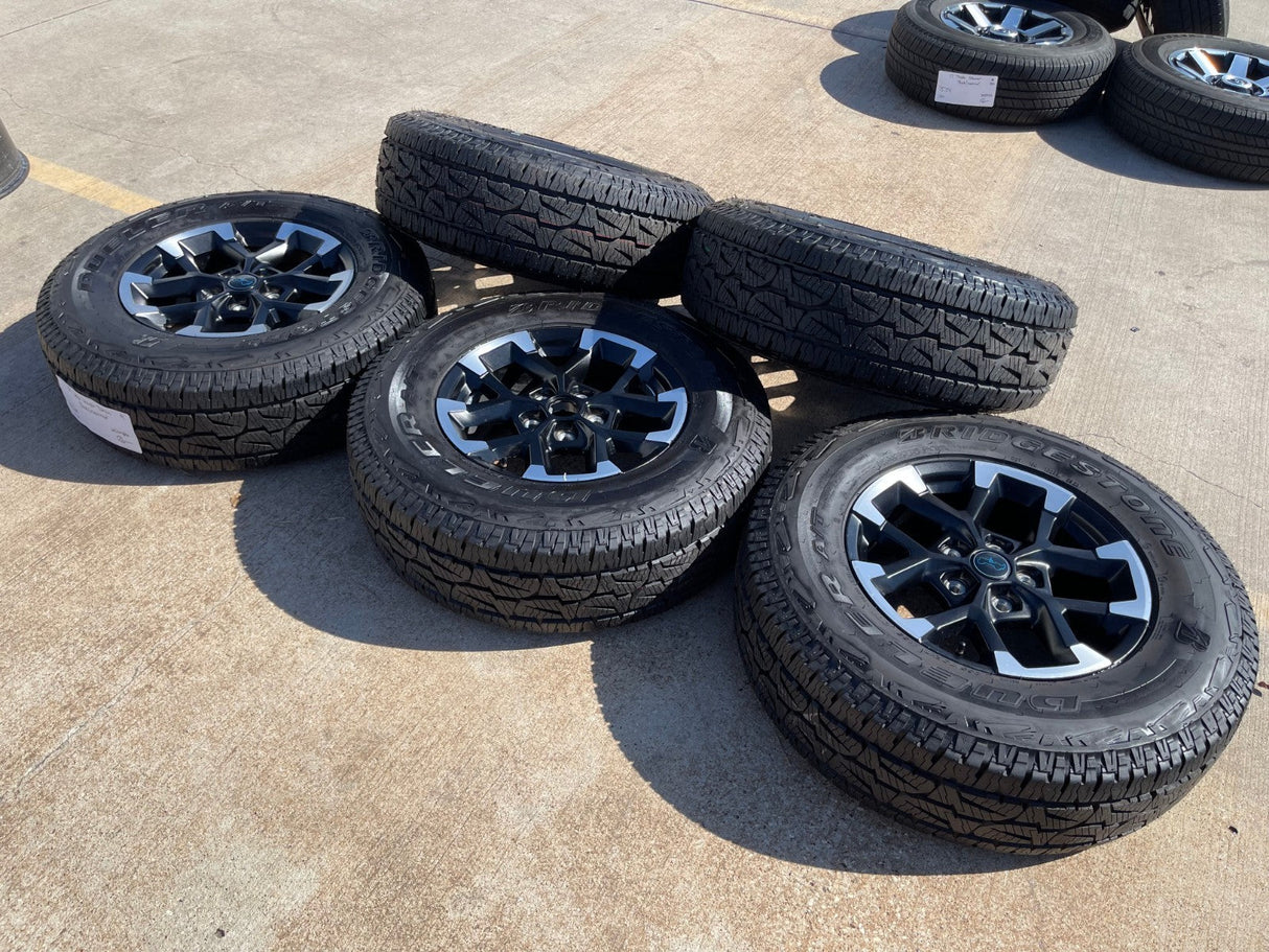 17" Jeep Wrangler Rubicon OEM Black wheels rims 9328 Gladiator 2025 2026 NEW Texas Truck Tire