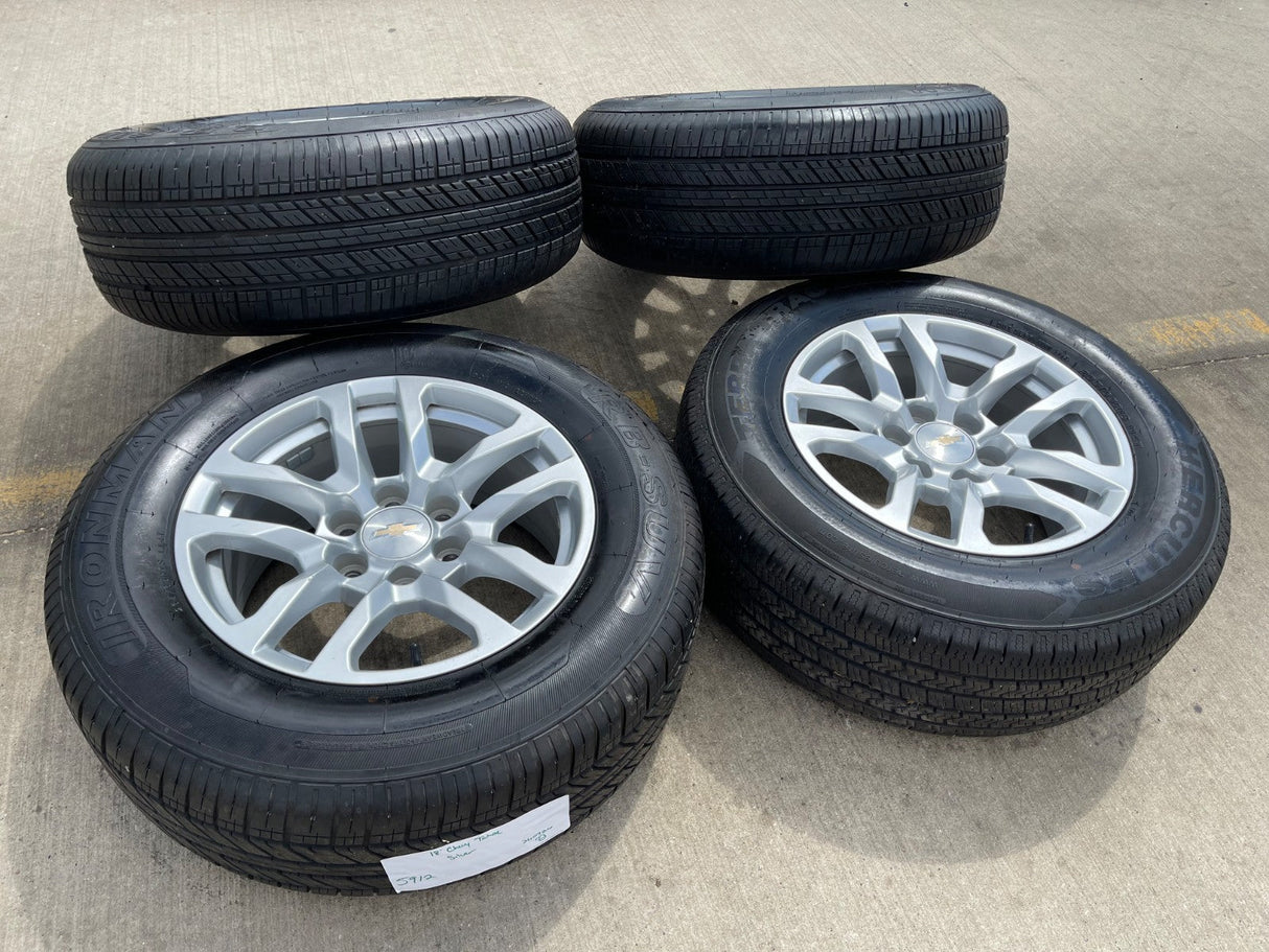 18" Chevy Silverado Suburban Tahoe OEM 5912 wheels rims GMC Yukon Sierra IRONMAN Texas Truck Tire