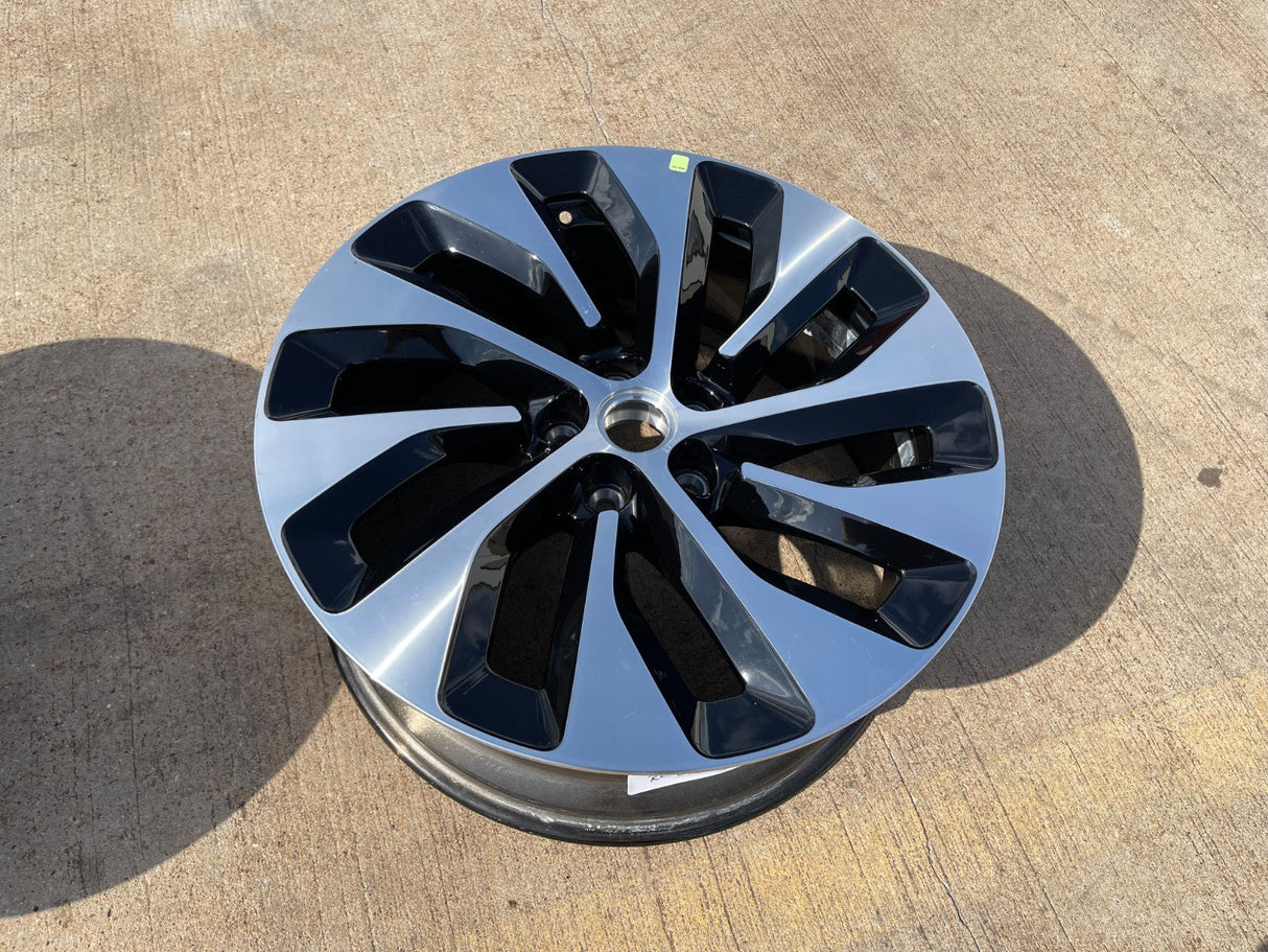 21" 21x8.5 Lucid Air OEM 95542 wheel rim 5x120 2024 2025 2026 FRONT Texas Truck Tire