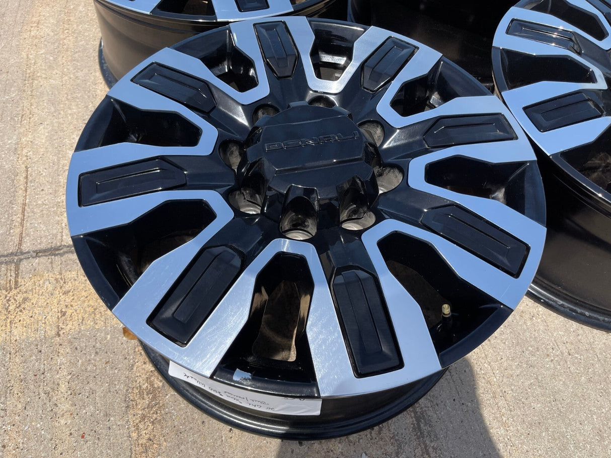 20" Chevy Silverado ULTIMATE 2500 3500 OEM 5958 14138 wheels rims 2024 2025 2026 Texas Truck Tire