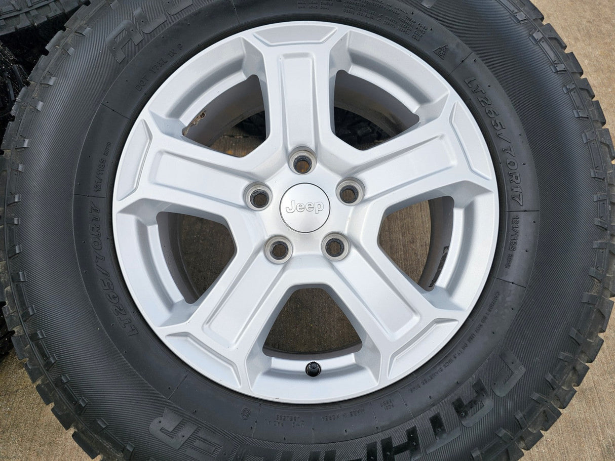 17" Jeep Wrangler Rubicon OEM wheels rims 9216 Gladiator tires A/T Texas Truck Tire