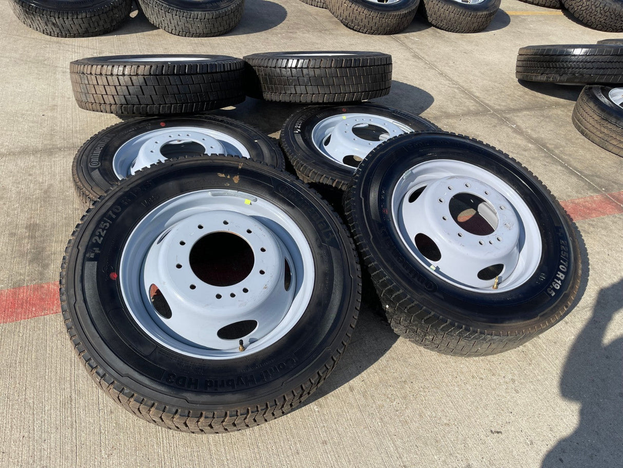 19.5" Ford F-450 Dually F-550 rims wheels RAM 4500 OEM 10x225 2024 2025 2026 Texas Truck Tire