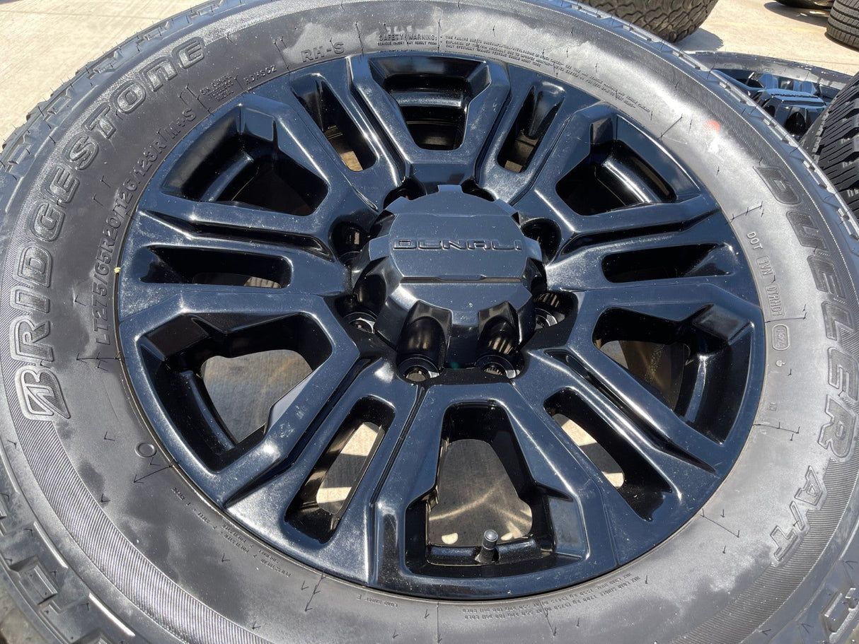 20" GMC Sierra Chevy 2500 OEM 5957 BLACK DIAMOND wheels rims 2024 2025 2026 NEW Texas Truck Tire