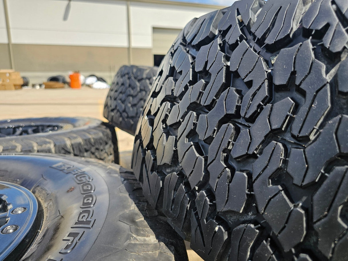 17" Ford Bronco SASQUATCH wheels rims BEADLOCK 10388 Ranger tires BFG KO2 A/T Texas Truck Tire