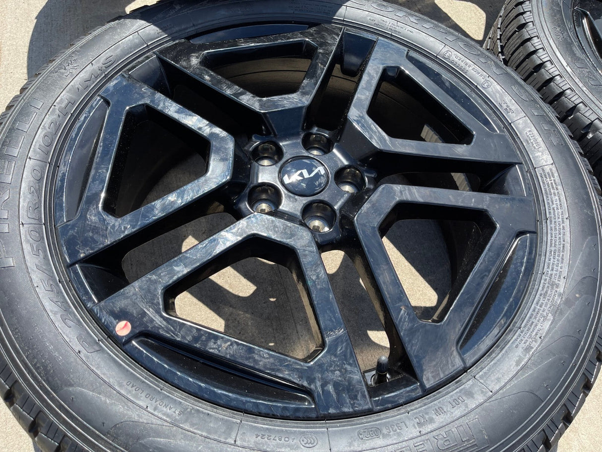 20" Kia Telluride Prestige X-PRO OEM wheels rims 74721 Sedona 2023 2024 2025 NEW Texas Truck Tire