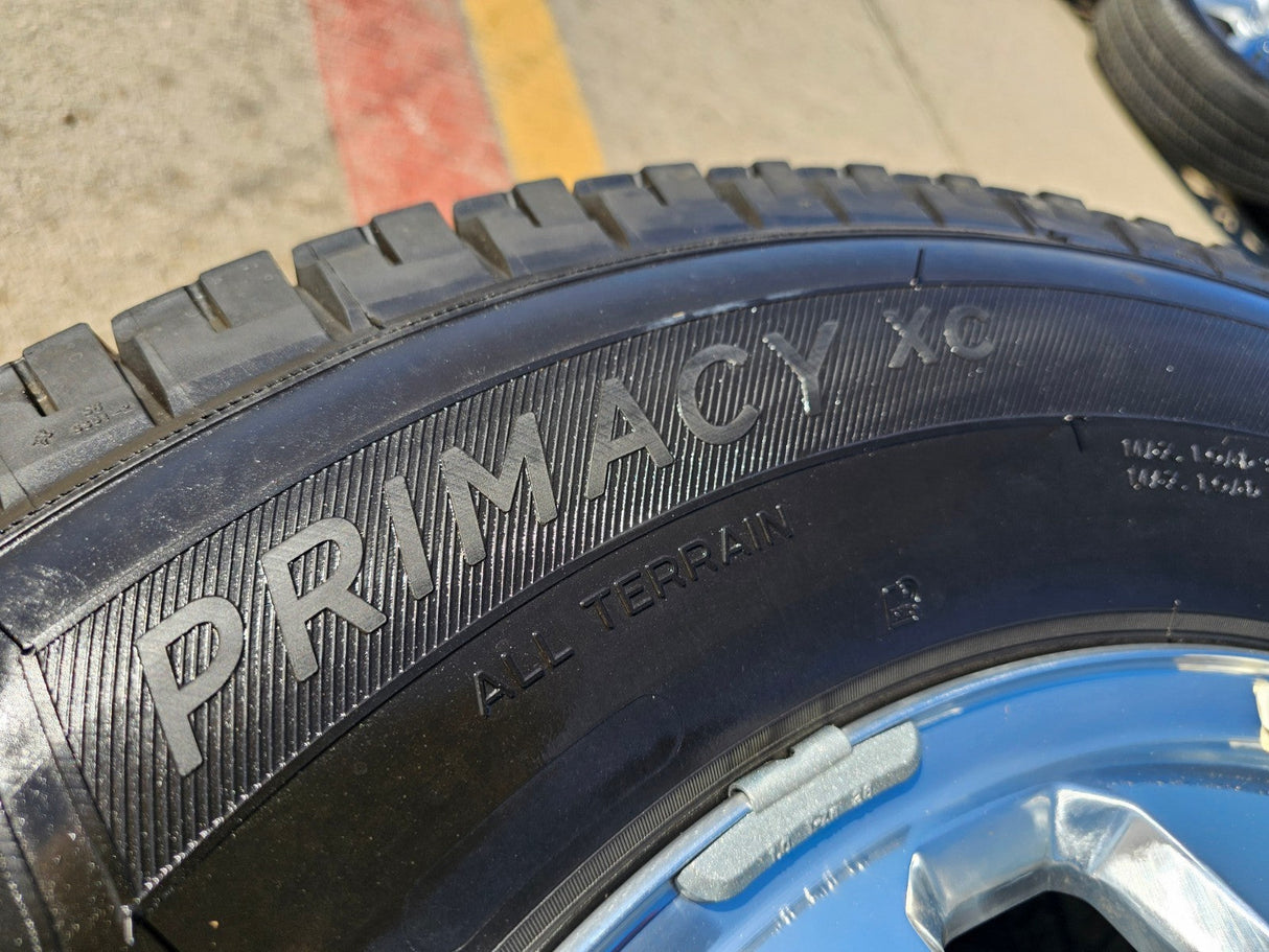 18" GMC Sierra 3500 DENALI Dually rims wheels OEM 14127 14129 8x210 MICHELIN NEW Texas Truck Tire