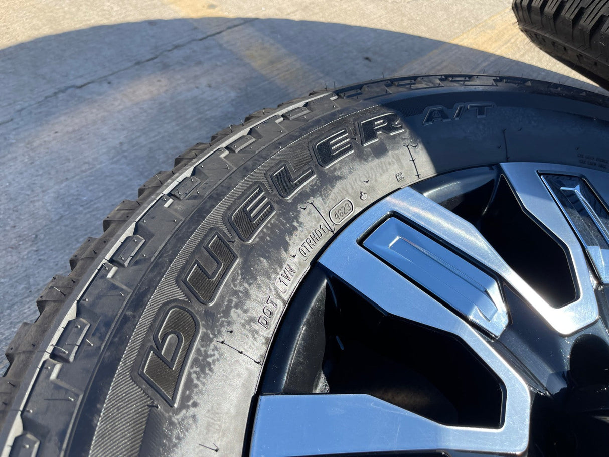 20" GMC Sierra DENALI ULTIMATE 2500 3500 OEM 5958 14138 wheels rims BRIDGESTONE Texas Truck Tire