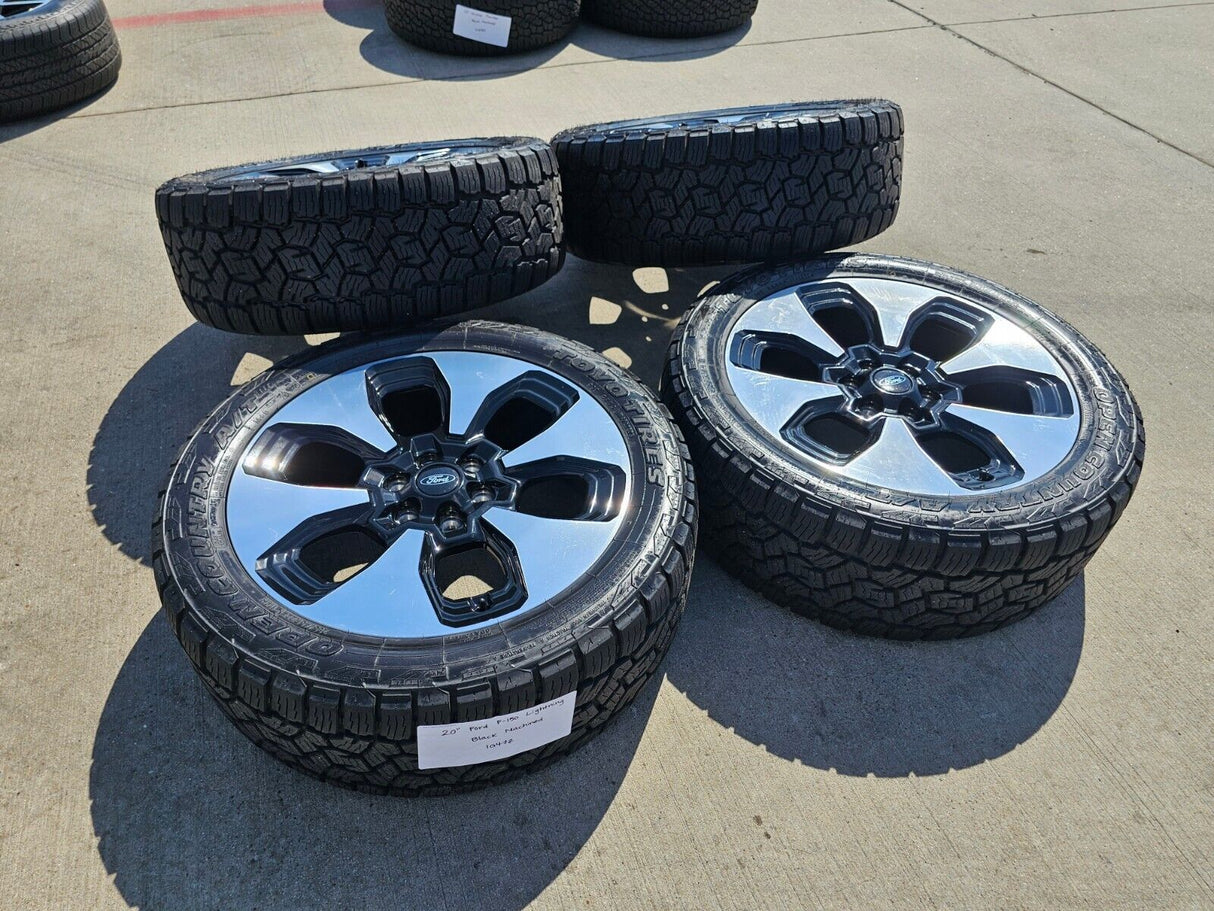 22" Ford F-150 Lightning LIMITED OEM rims wheels 10472 Expedition TOYO A/T Texas Truck Tire