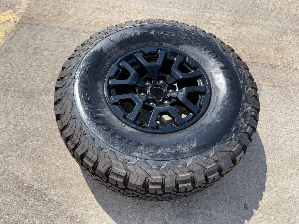 17" Ford F-150 Raptor Bronco OEM 10461 rim wheel spare 2024 2025 2026 BFG NEW Texas Truck Tire
