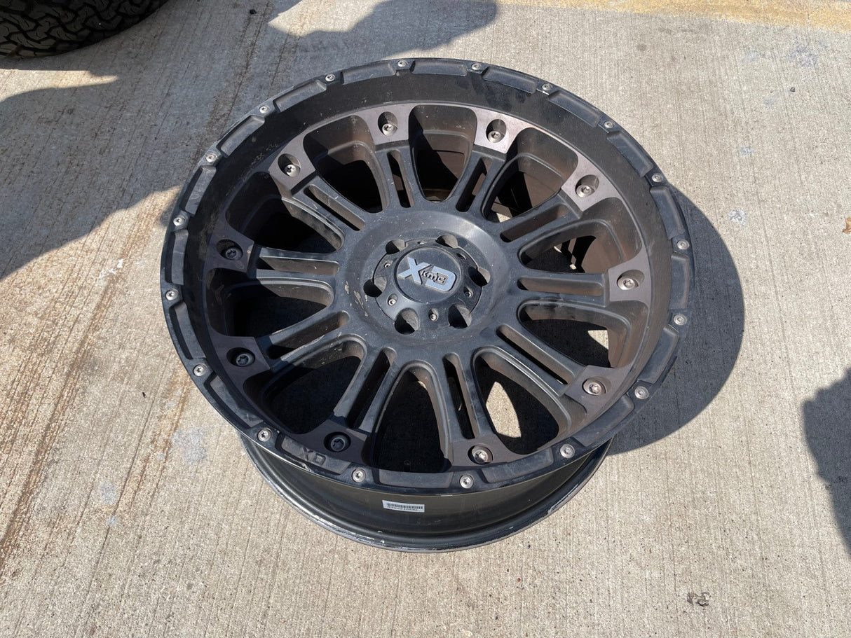 (1) 22x10 22" XD 829 Ford F-150 Expedition rim wheel -18 6x135 Texas Truck Tire